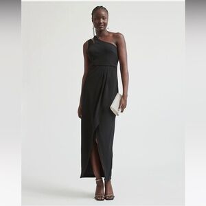 RW&CO. Black One-Shoulder Maxi Dress